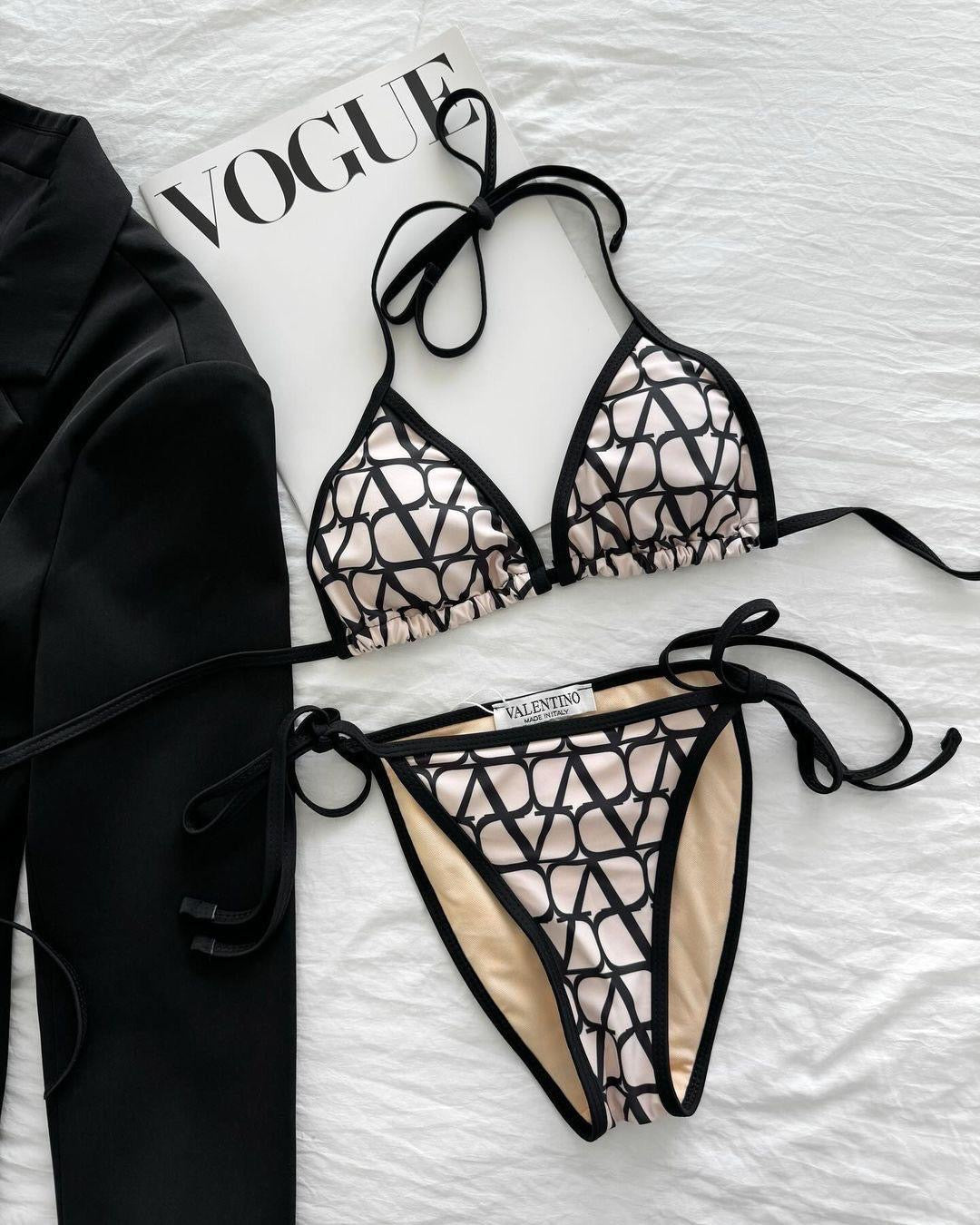 Elegant Baroque Print Swimwear Set