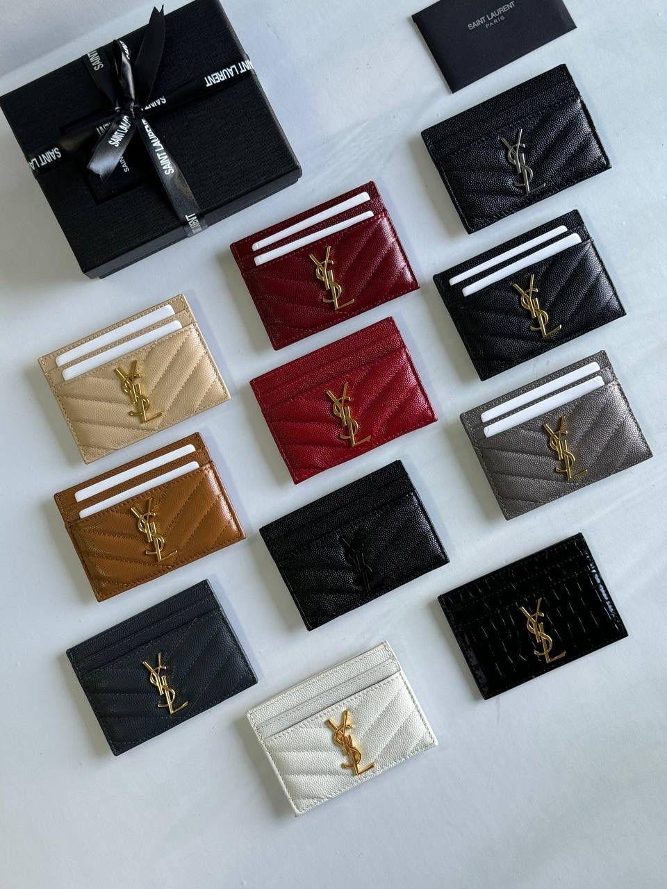 Compact Leather ID and Card Organizer