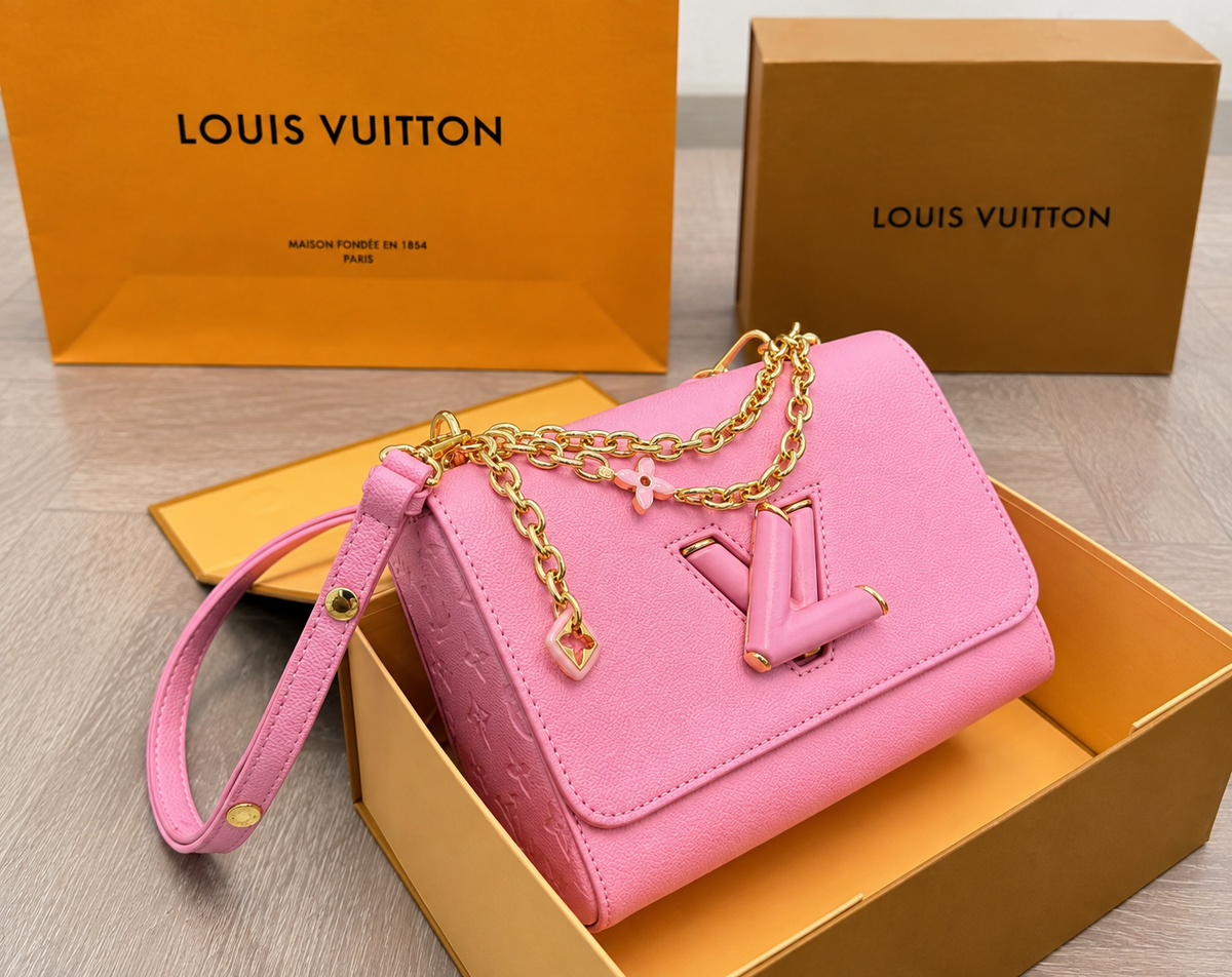 Pink Structured Chain Shoulder Bag