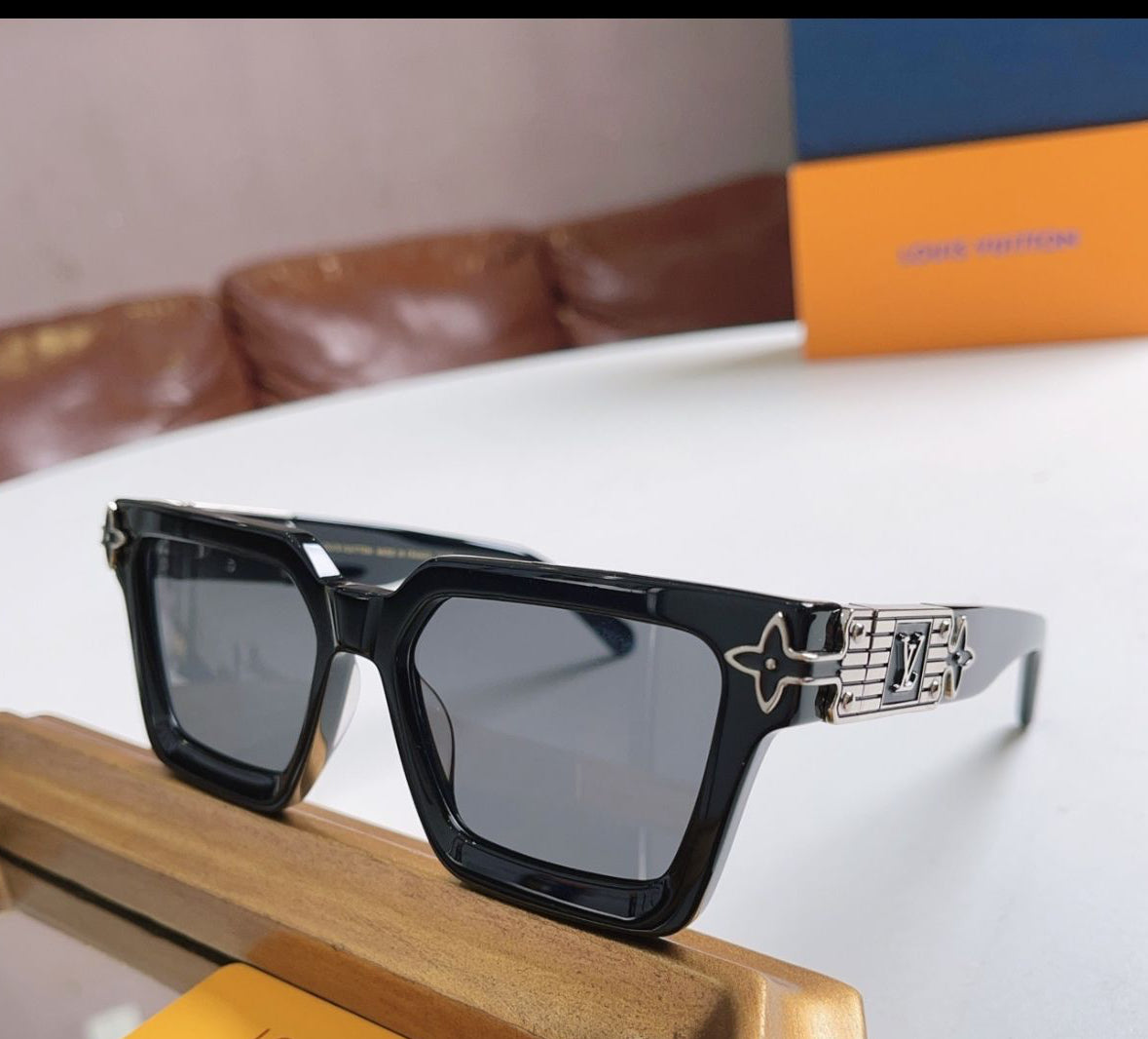 Black Square Luxury Sunglasses